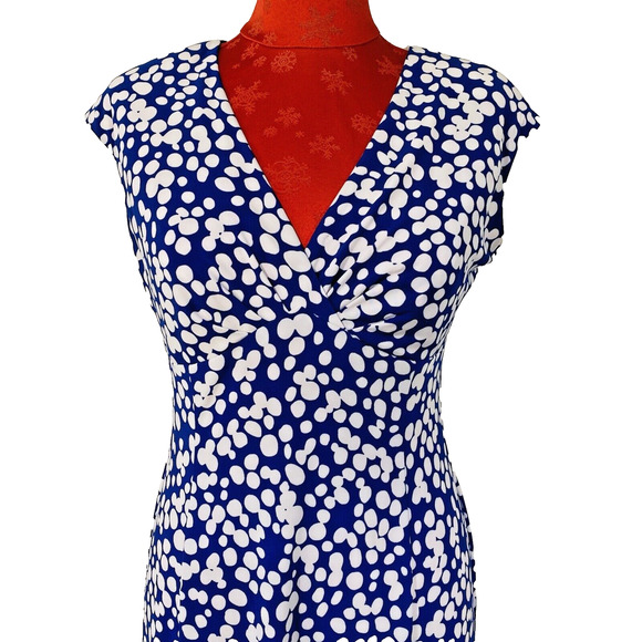 Chaps Size M Blue & White Polka Dots Dress Sleeveless V-Neck Pullover Stretchy - Picture 2 of 9
